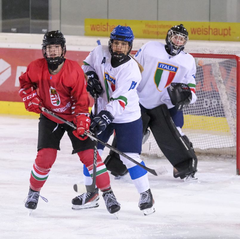 IIHF Gallery Hungary vs Italy 2024 IIHF Ice Hockey U18 Women's