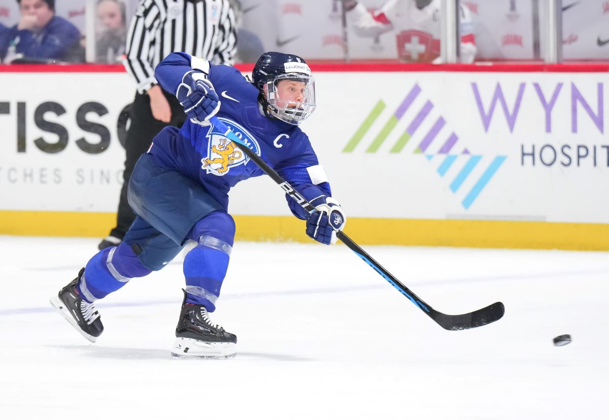 iihf-women-s-worlds-by-the-numbers