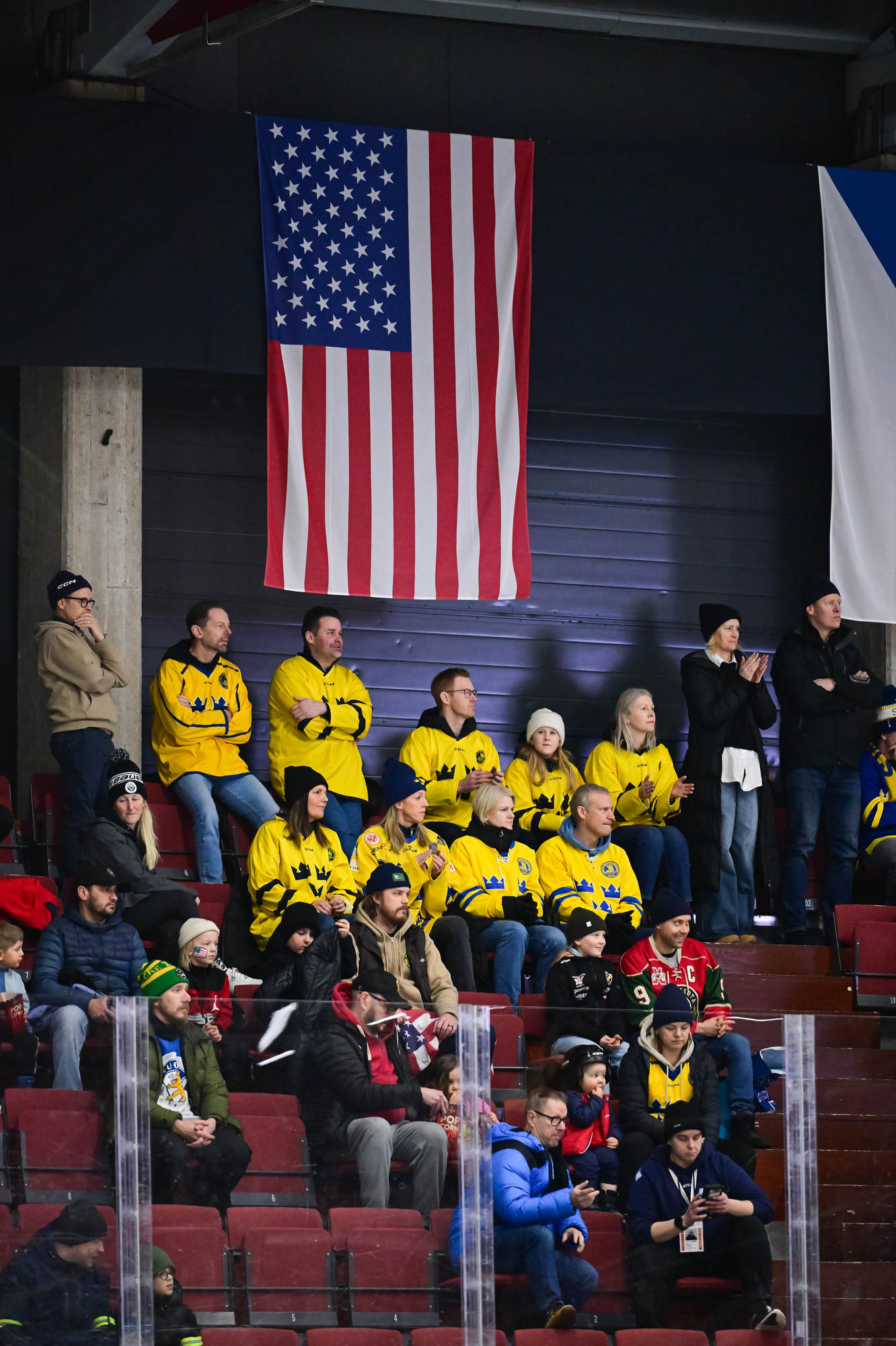 IIHF Fanale takes U.S. to finale