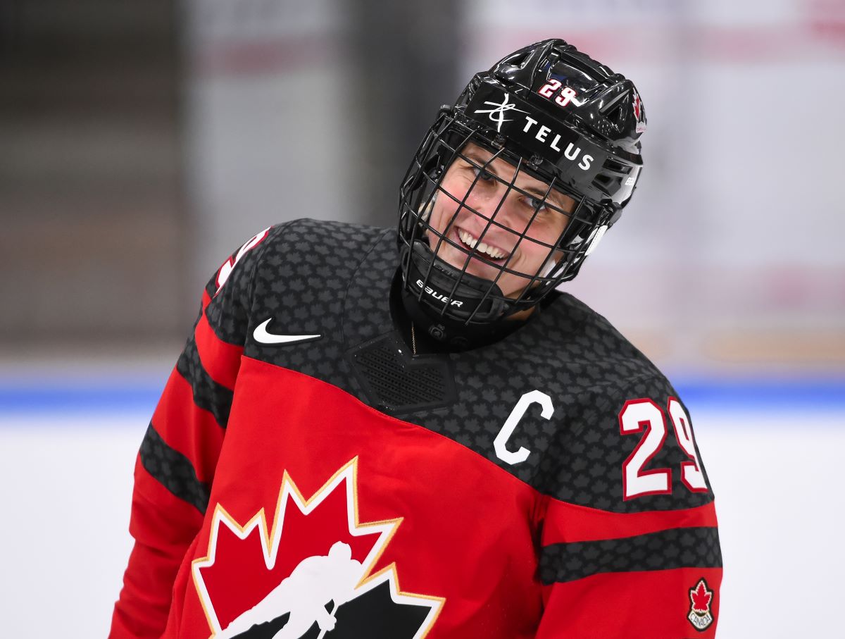 Hiroto Sato (JPN) utfärdade formell varning av IIHF Hiroto Sato (JPN) utfärdade formell varning av IIHF