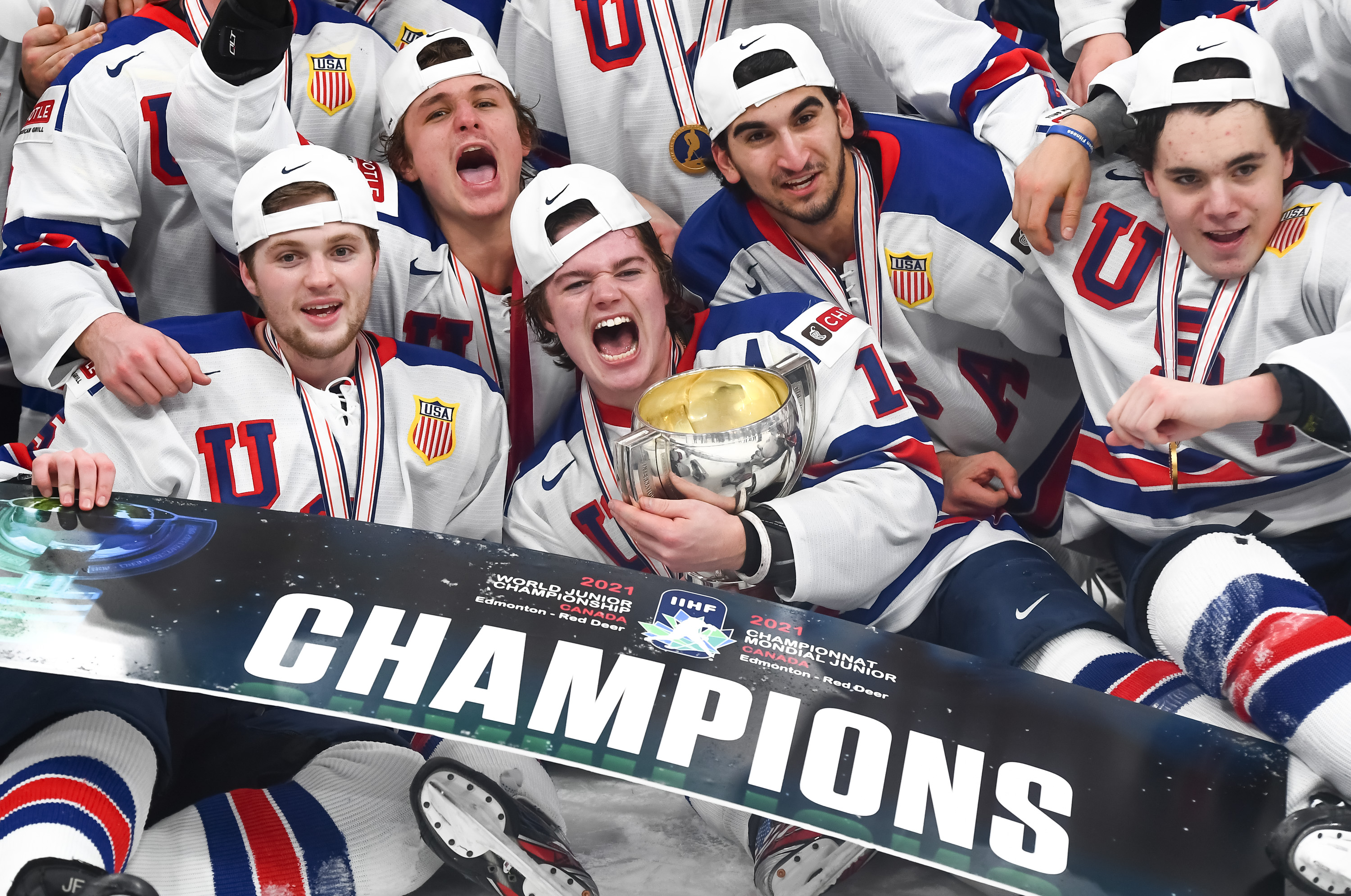 IIHF - Youth comes through in Finals