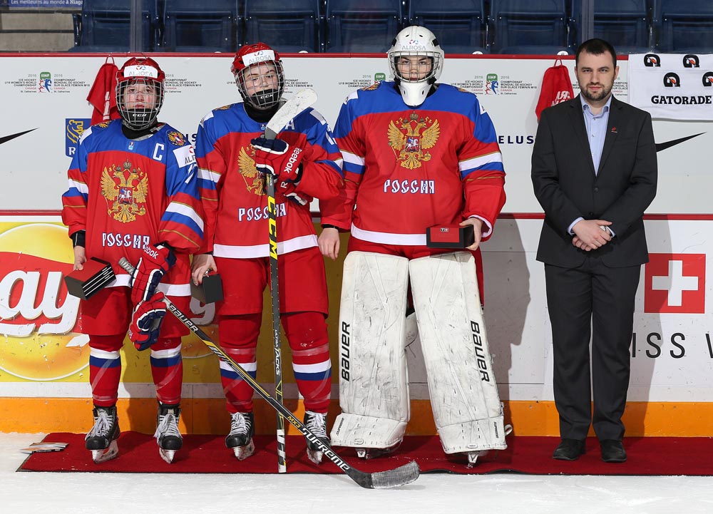 IIHF - Tarakanova named MVP